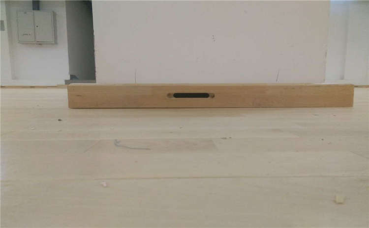 柞木籃球場實木地板廠家哪家好？